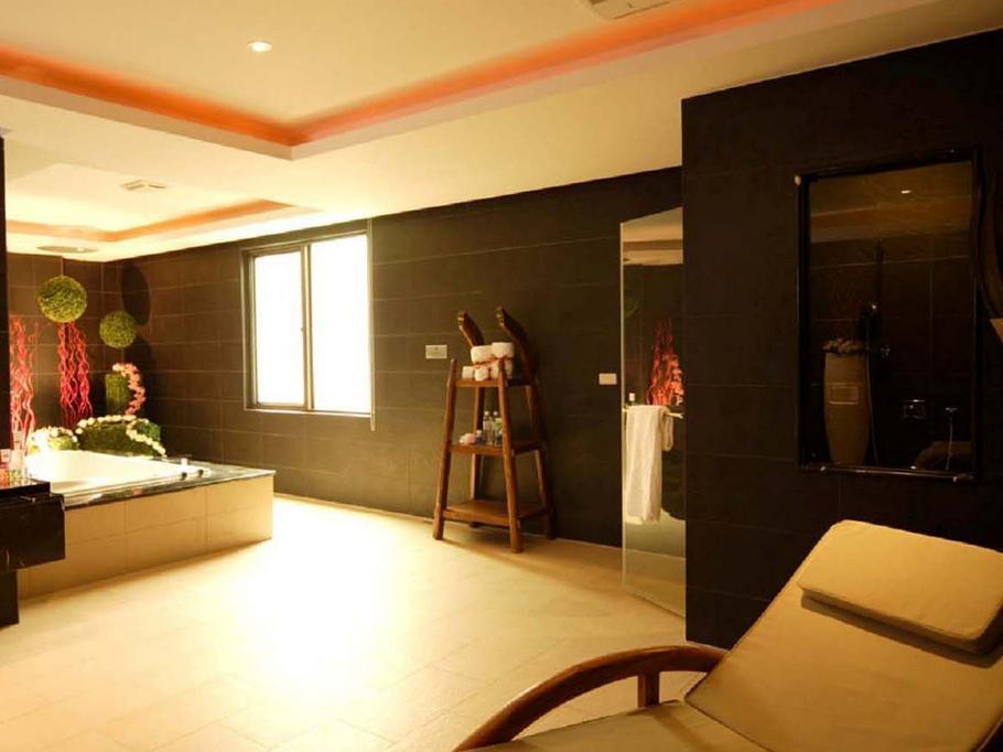 R7 Hotel Гаосюн Экстерьер фото
