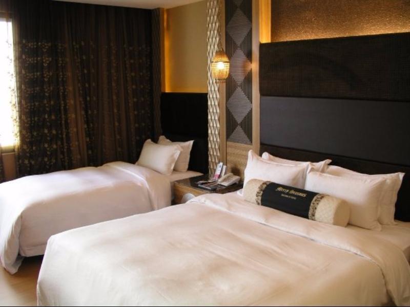R7 Hotel Гаосюн Экстерьер фото