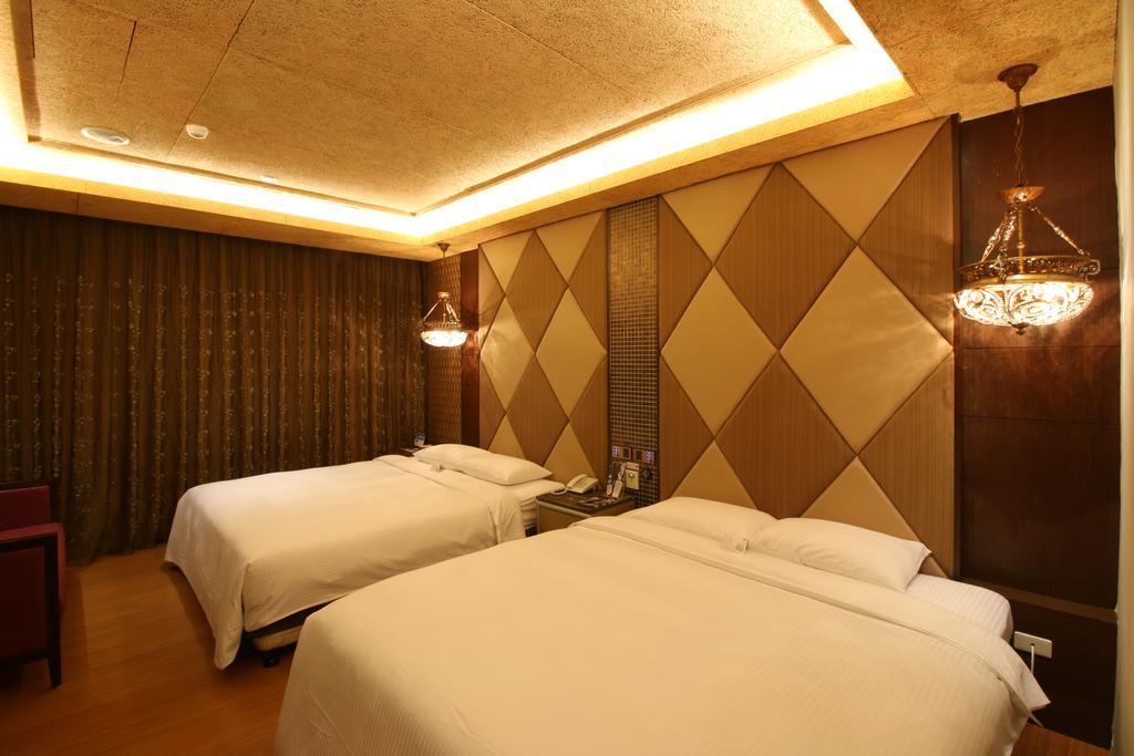 R7 Hotel Гаосюн Экстерьер фото