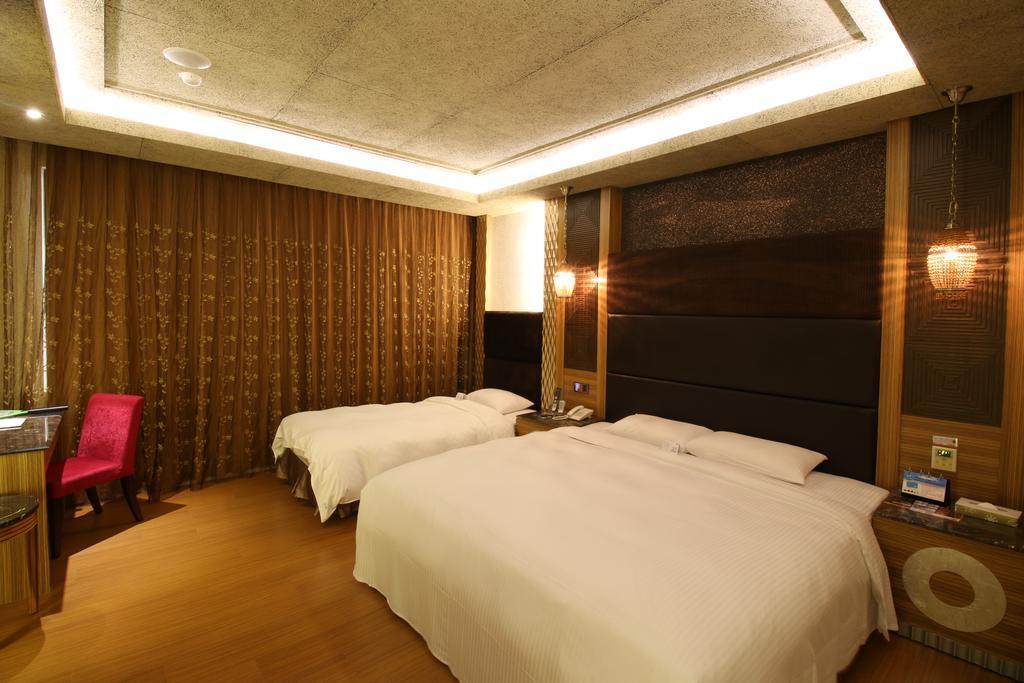 R7 Hotel Гаосюн Экстерьер фото
